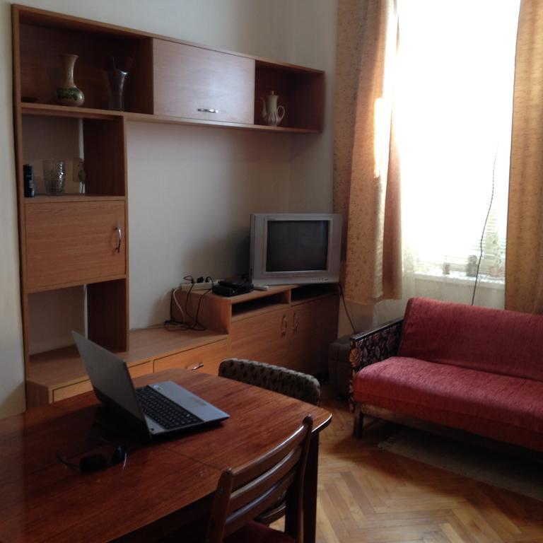 Apartment Downtown Mukatschewo Exterior foto